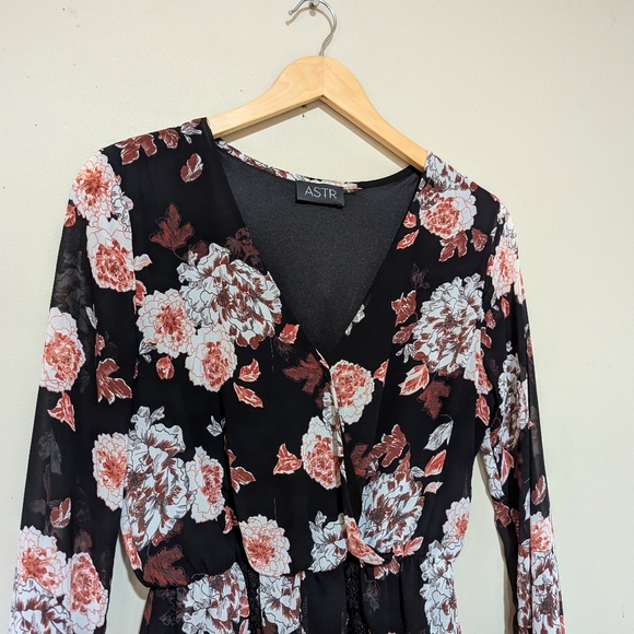 ASTR romper - Picture 3 of 8